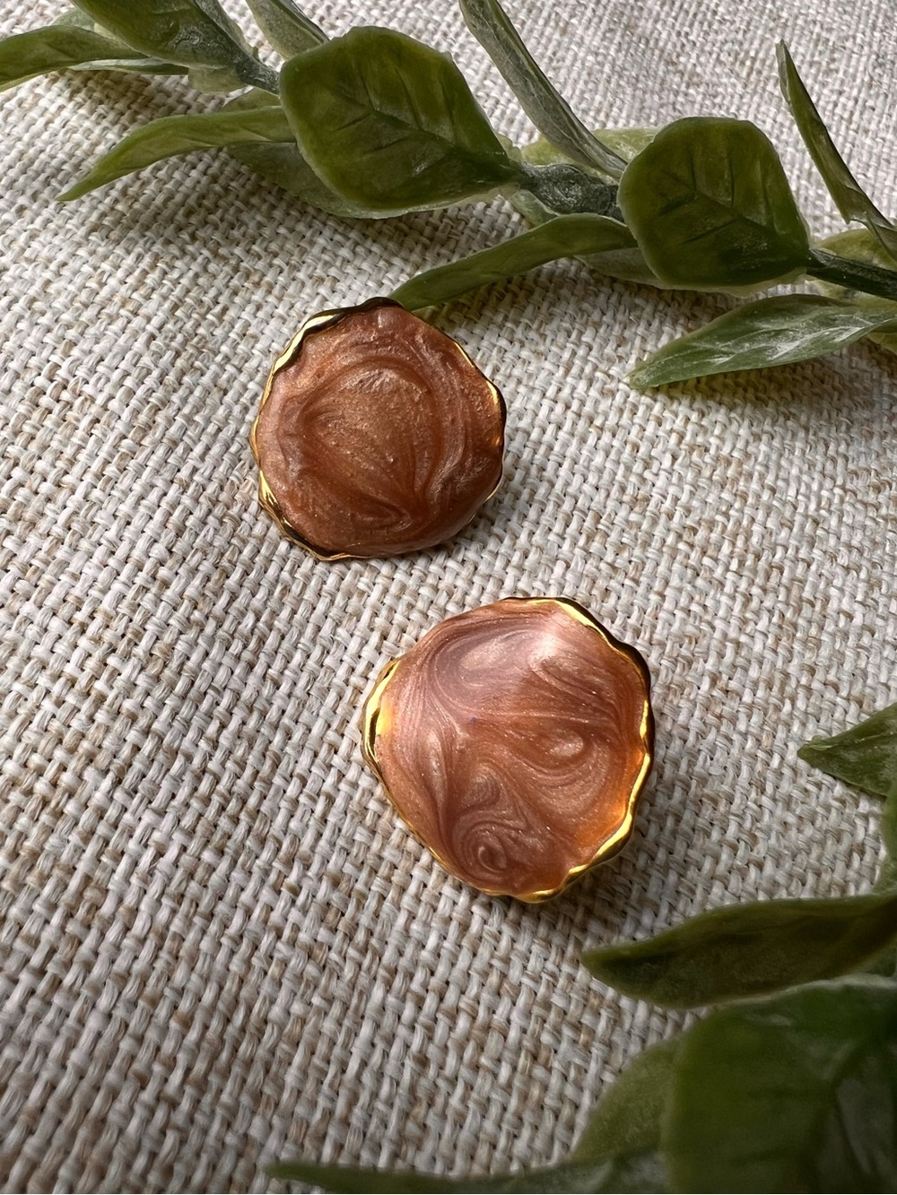 VINTAGE Gold Round Stud Earrings with a Pink Swirl Enamel Design